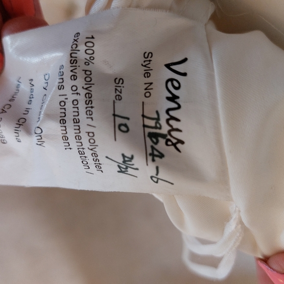 New ivory wedding dress - Picture 14 of 16